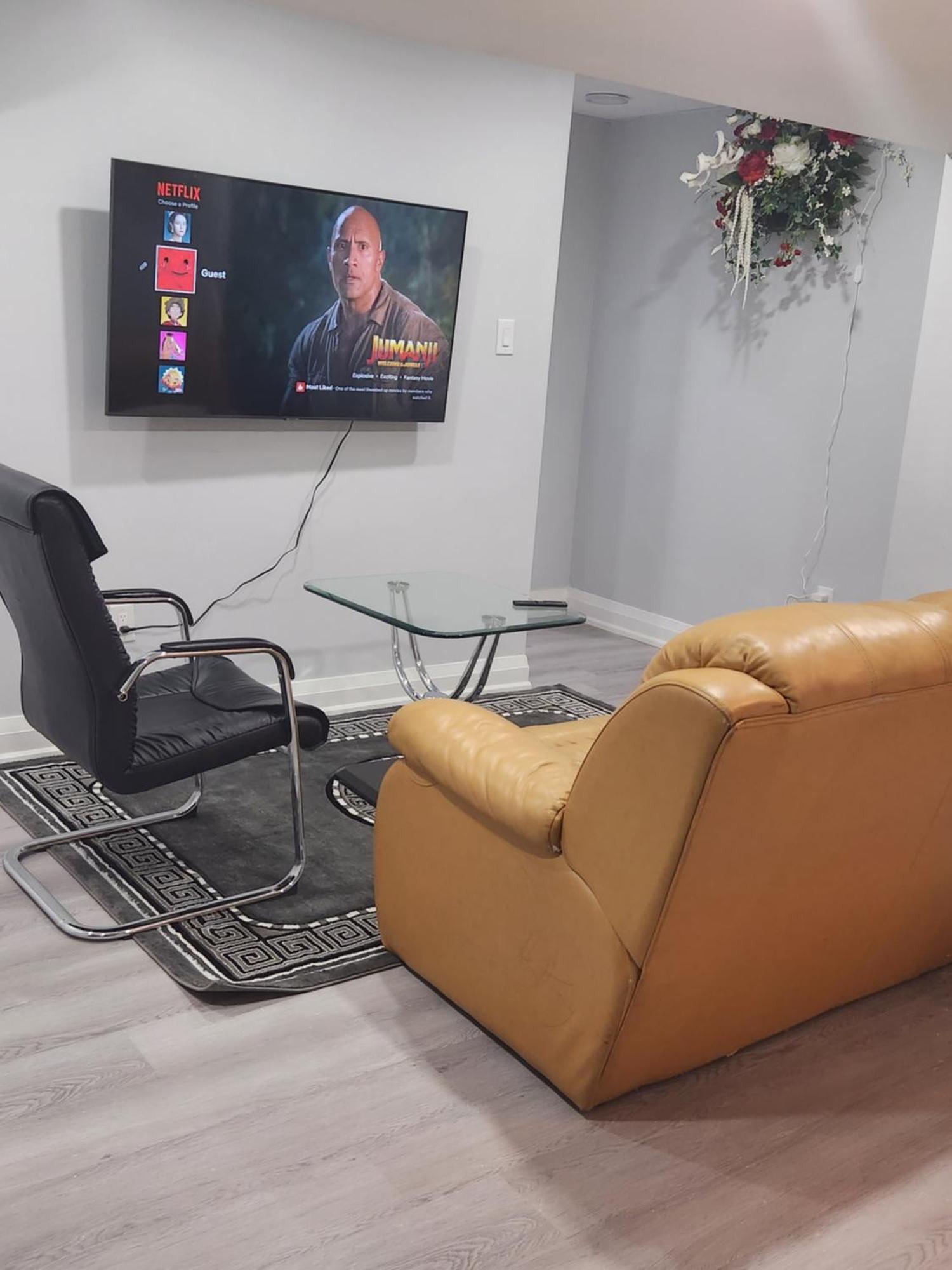 Apartment B 2 Bedroom Μπράμπτον Εξωτερικό φωτογραφία